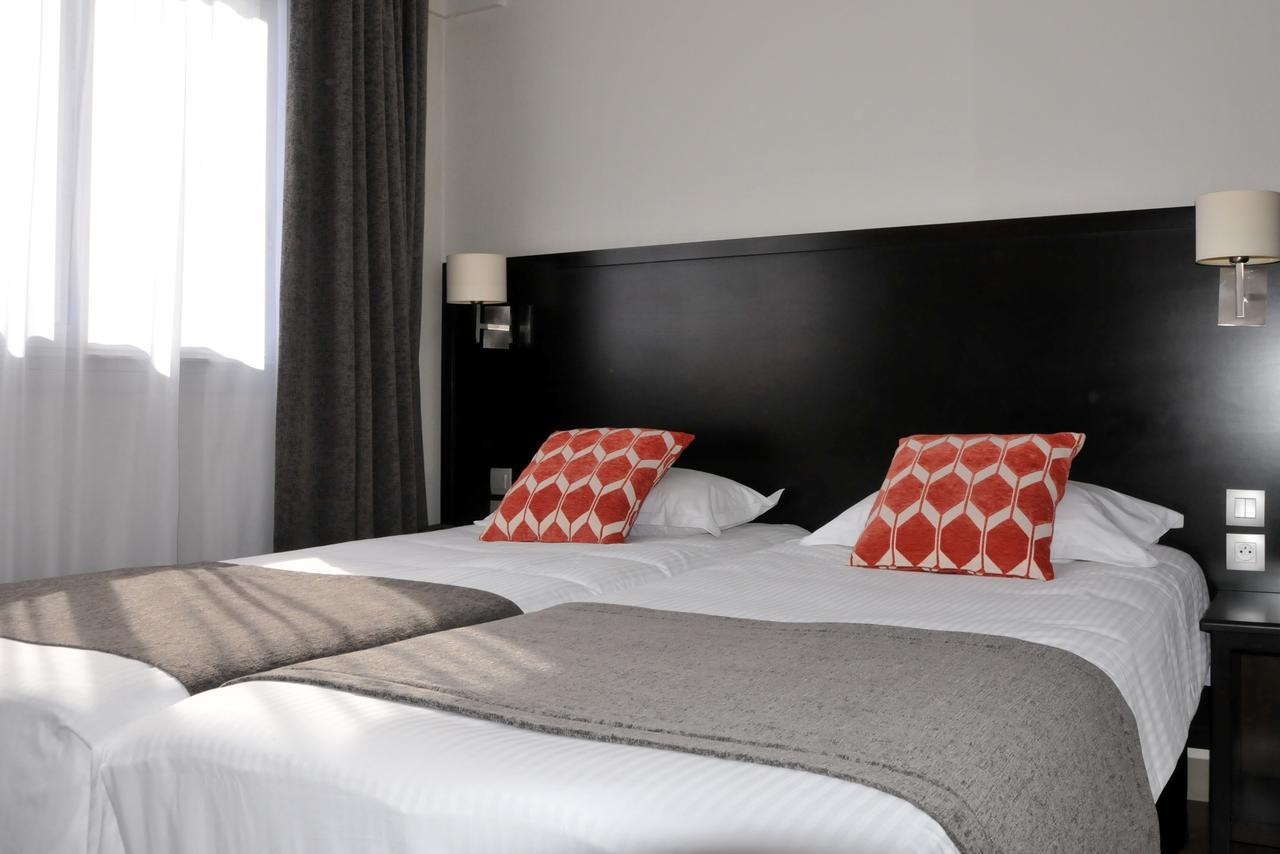 Des Quatrans Hotel 3*